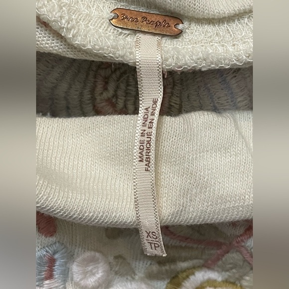 Free People Embroidered Ivory Long Sleeve Tee with Mock Turtleneck. Size XS - Picture 11 of 12